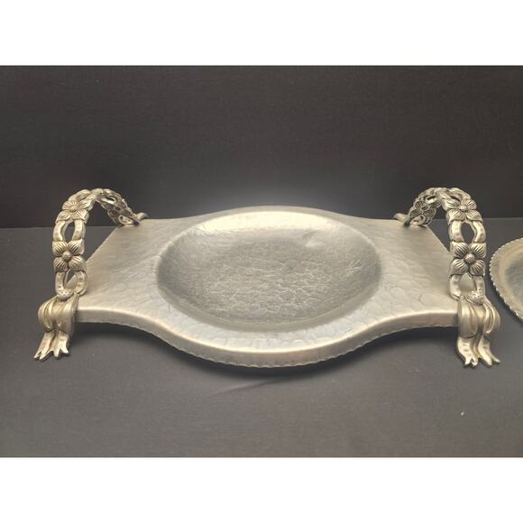 Edward Kent Antique hammered silverplate covered dish /tray marked “440” - Picture 2 of 7